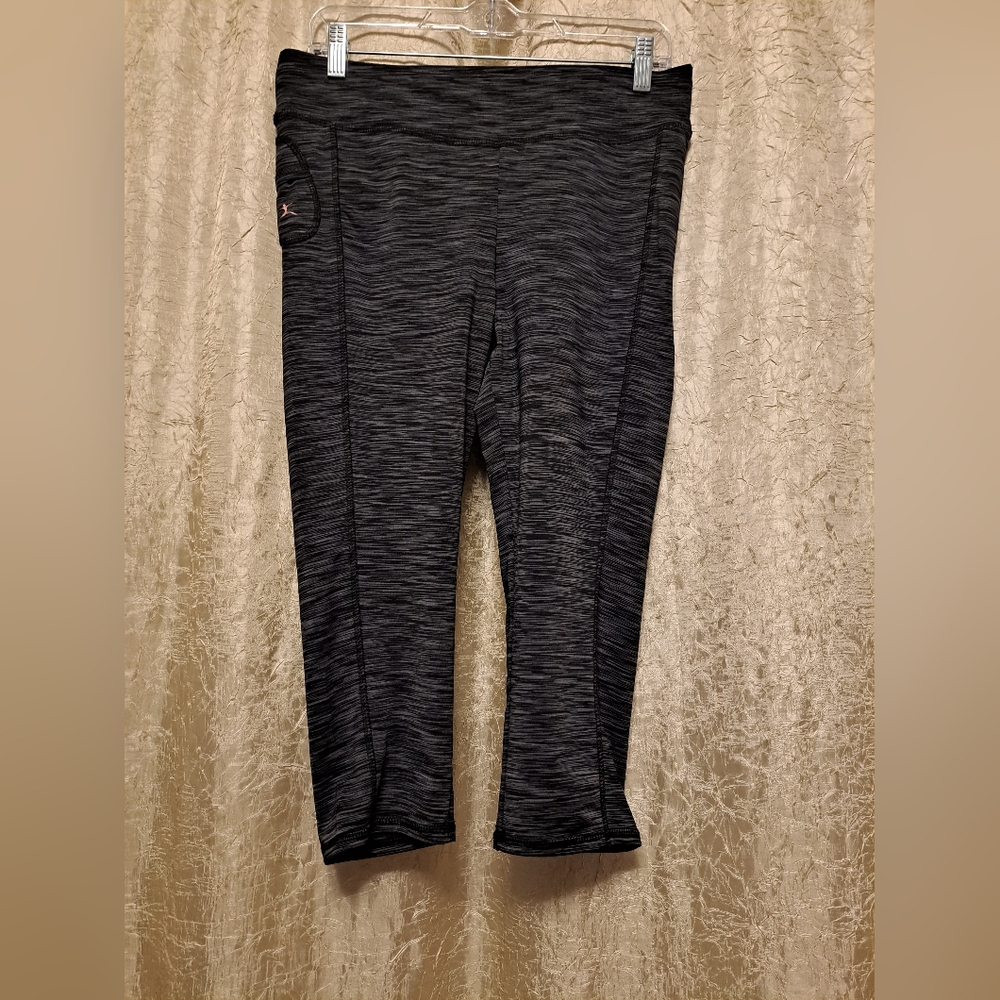 Workout Capri Danskin Leggings